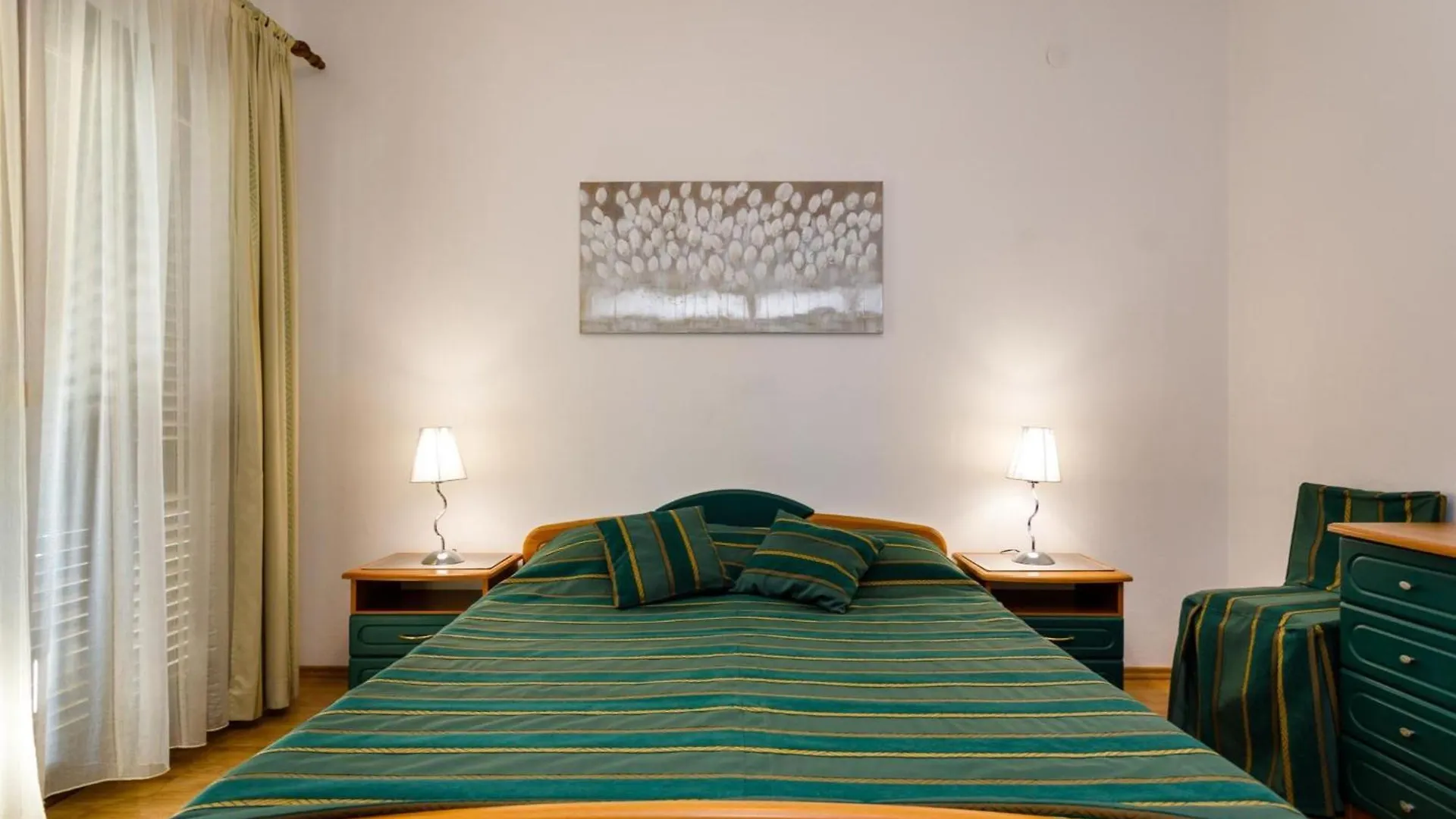 Sunny And Sleek Krk Rooms With Balcony Krk Town 0*,  Croatia